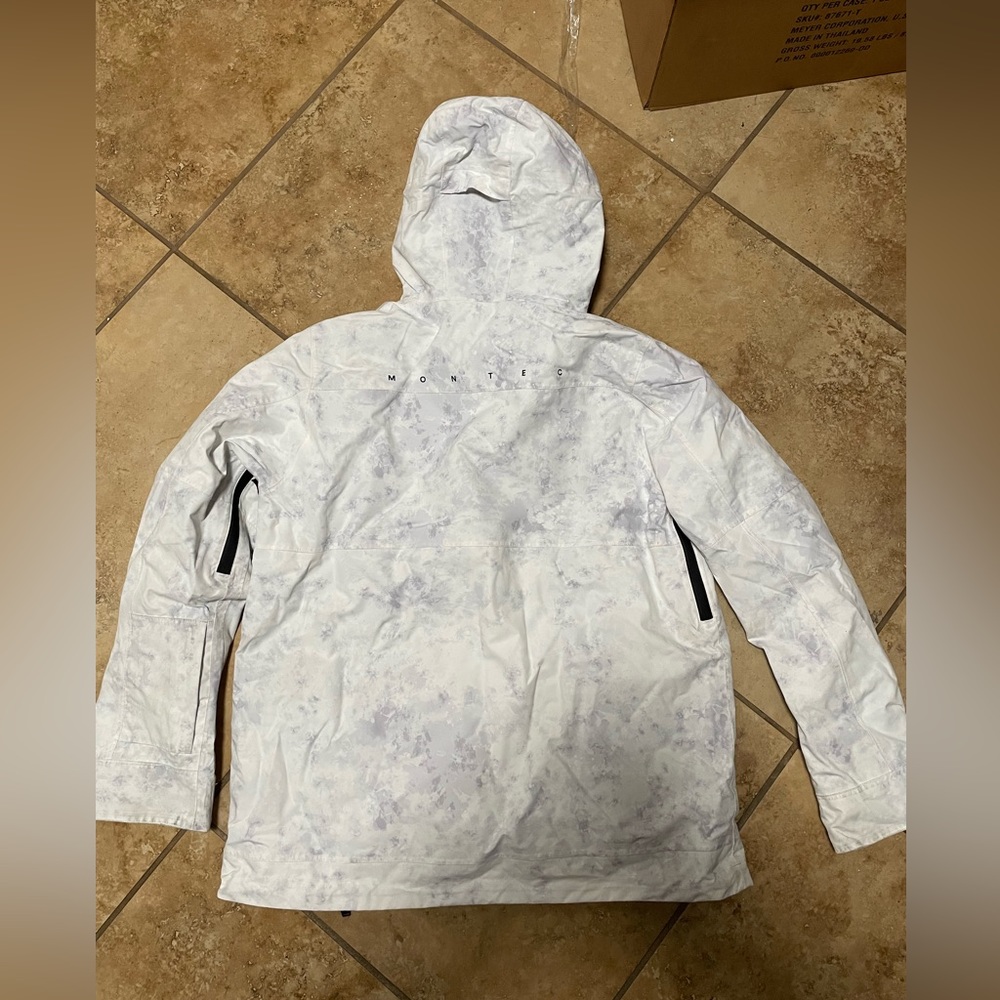 Montec Ski Jacket! - image 3
